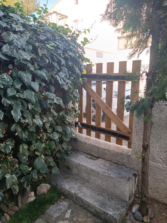 Joli Studio Res Au Calme En Rez De Jardin A Bandol. Exteriér fotografie