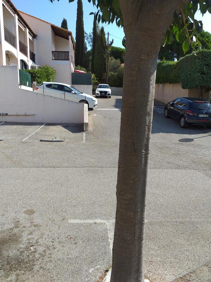 Joli Studio Res Au Calme En Rez De Jardin A Bandol. Exteriér fotografie